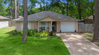 3007 Brook Drive, Huntsville, TX 77340
