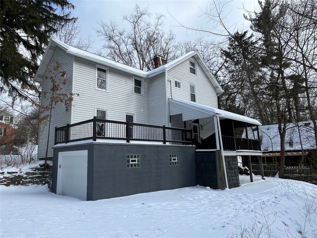 928 Washington Avenue, Oakmont, PA 15139