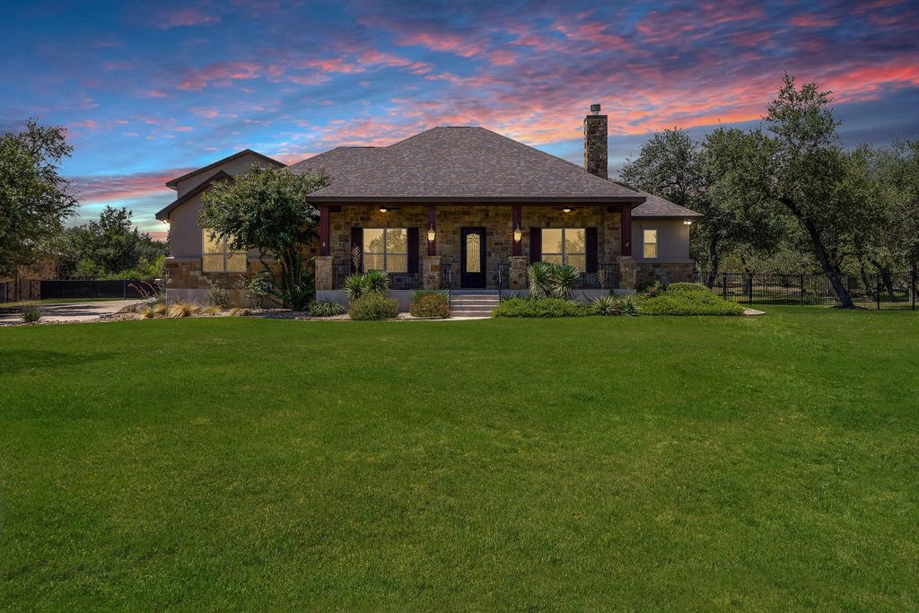 141 Chadwick DR, Georgetown, TX 78628