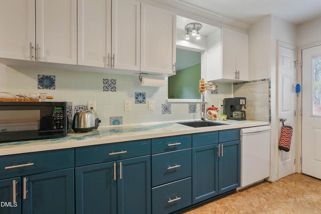 8400 Falcon Crest Circle, Angier, NC 27501