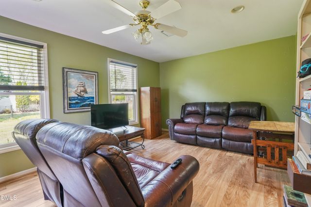 8400 Falcon Crest Circle, Angier, NC 27501