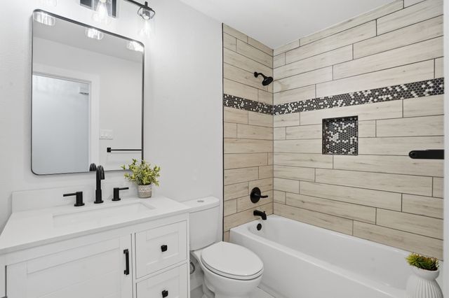 1733 Belltower Place, Lewisville, TX 75067