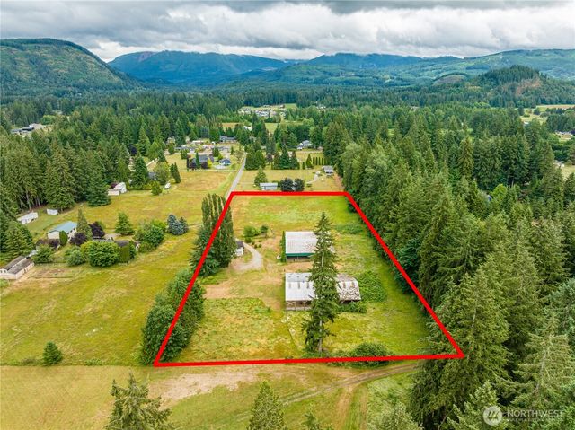 12404 233rd Street NE, Arlington, WA 98223