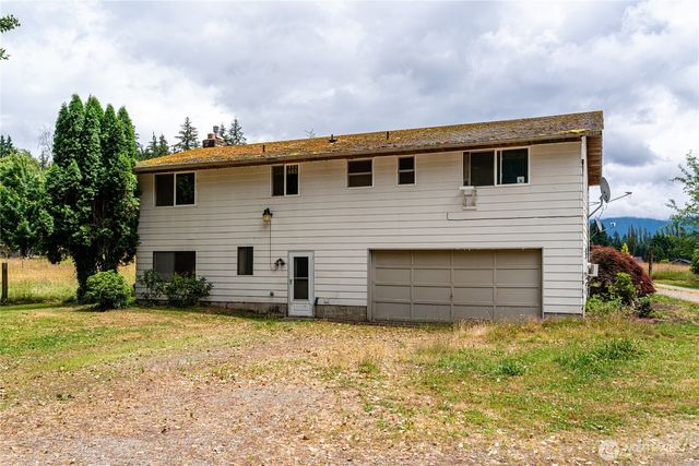 12404 233rd Street NE, Arlington, WA 98223