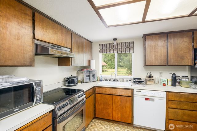 12404 233rd Street NE, Arlington, WA 98223