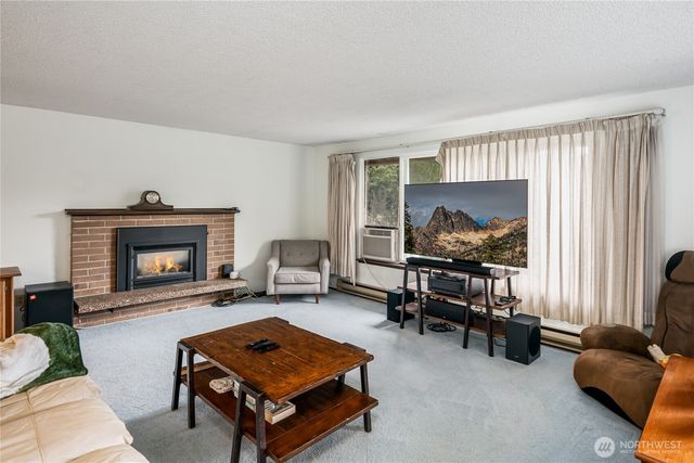 12404 233rd Street NE, Arlington, WA 98223