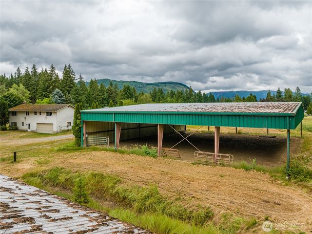 12404 233rd Street NE, Arlington, WA 98223