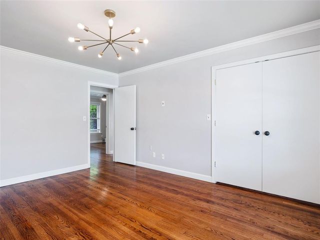 1835 Drakestone Avenue, Nichols Hills, OK 73120