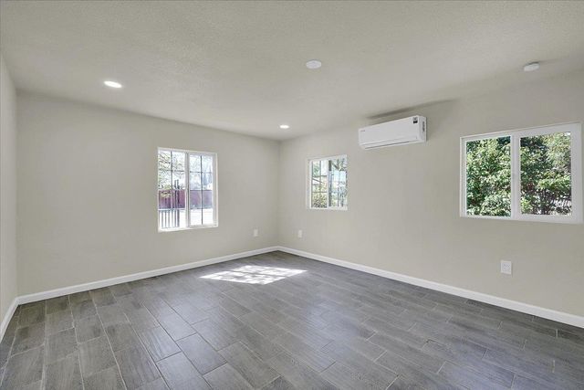 2909 Date St, Live Oak, CA 95953