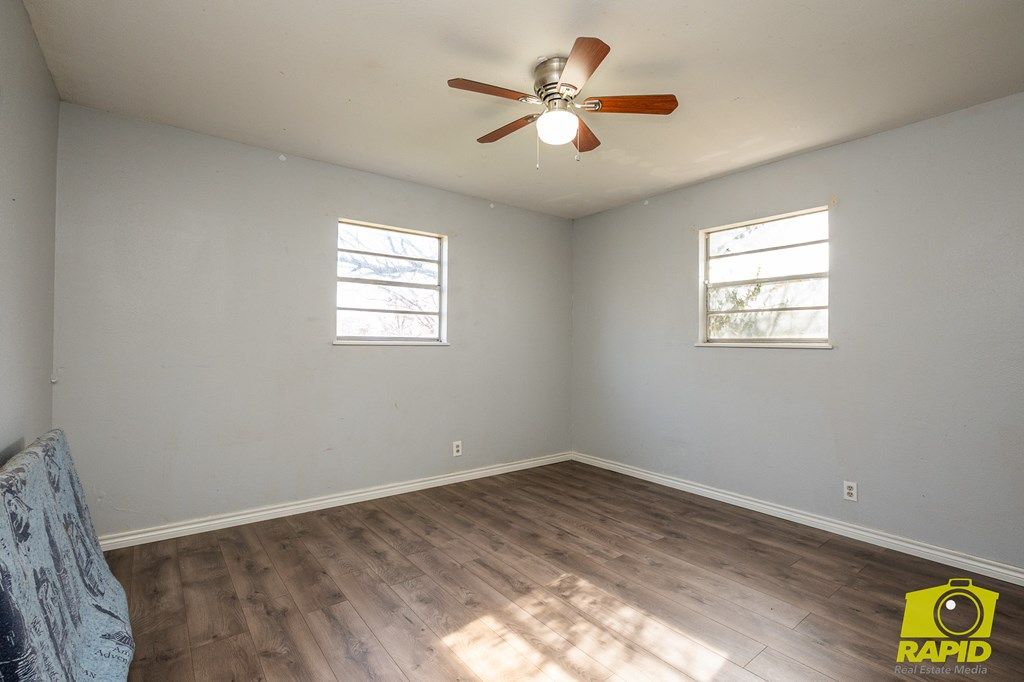 Image 11 of property listing at 136 Arlington Rd, San Angelo, TX 76905