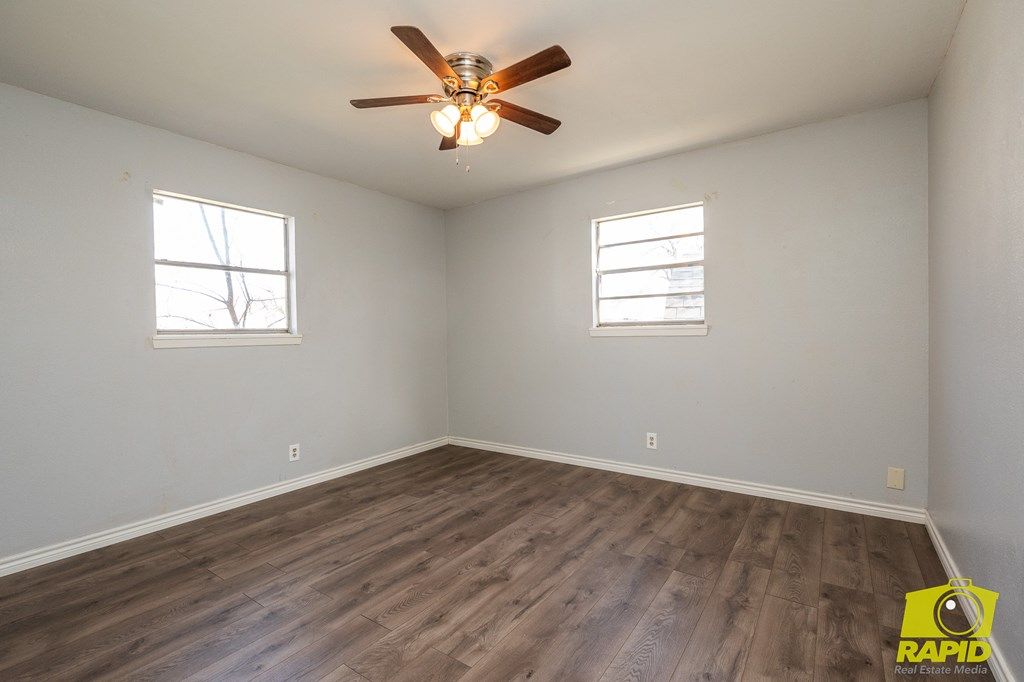 Image 13 of property listing at 136 Arlington Rd, San Angelo, TX 76905