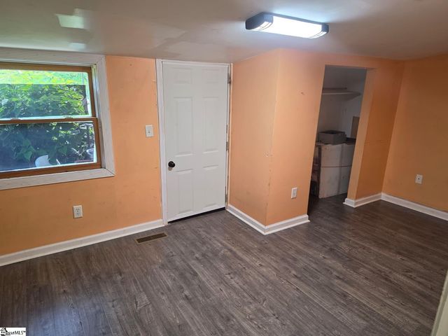 258 Bates Crossing Road, Travelers Rest, SC 29690