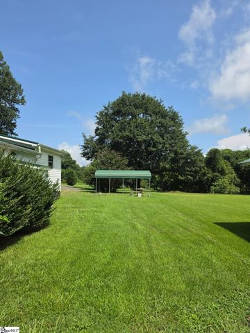 258 Bates Crossing Road, Travelers Rest, SC 29690