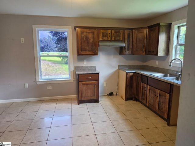 258 Bates Crossing Road, Travelers Rest, SC 29690