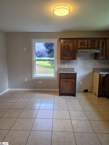 258 Bates Crossing Road, Travelers Rest, SC 29690