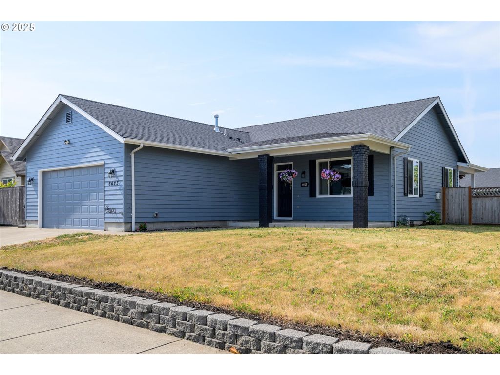 6023 MONDAVI Ln, Eugene, OR 97402