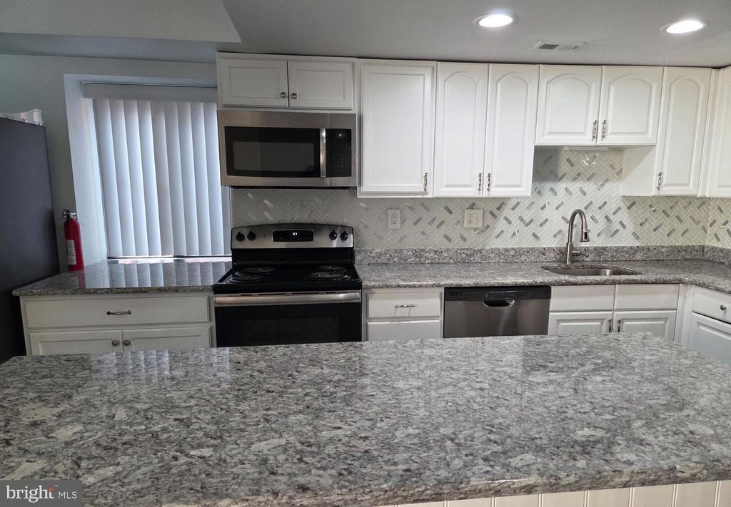 805 STONYBROOK DR #805, West Norriton, PA 19403 — photo 5
