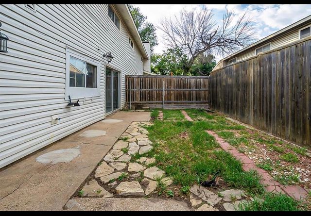 735 Valiant Circle, Garland, TX 75043