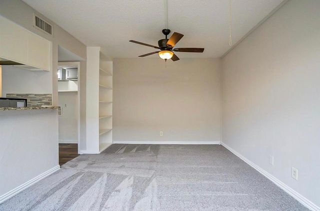 735 Valiant Circle, Garland, TX 75043