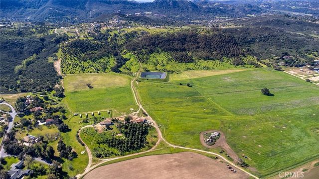 15300 Round Tree, Valley Center, CA 92082