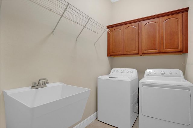 2711 SWOOP CIRCLE, Kissimmee, FL 34741