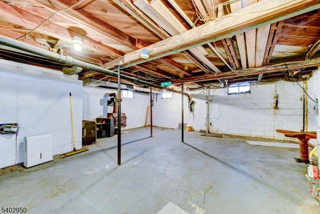 13 Pochuck Dr, Vernon Twp., NJ 07461