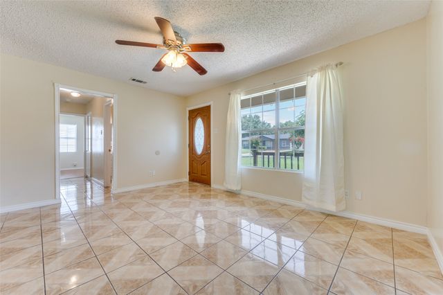 4537 Bridle Wood Drive, Dallas, TX 75211