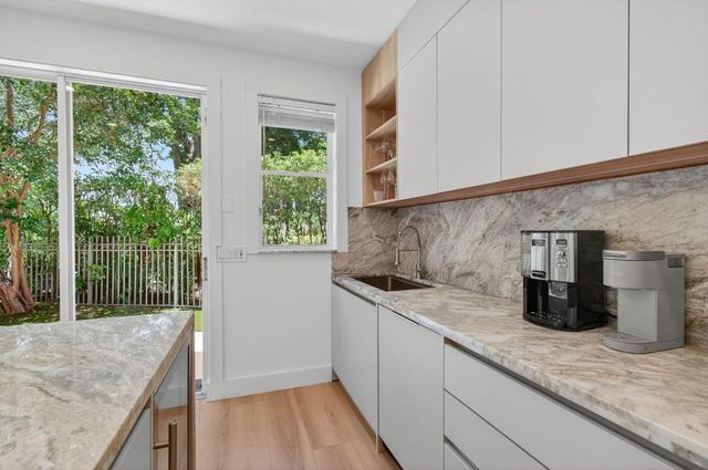 2621 NW 53rd Drive, Boca Raton, FL 33496