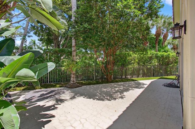 2621 NW 53rd Drive, Boca Raton, FL 33496