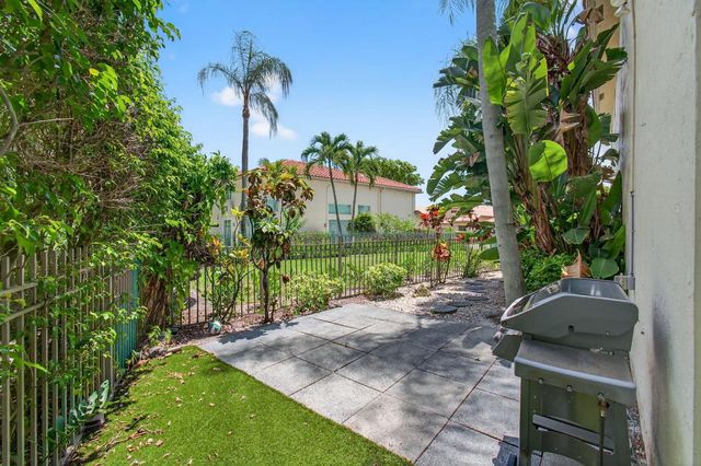 2621 NW 53rd Drive, Boca Raton, FL 33496