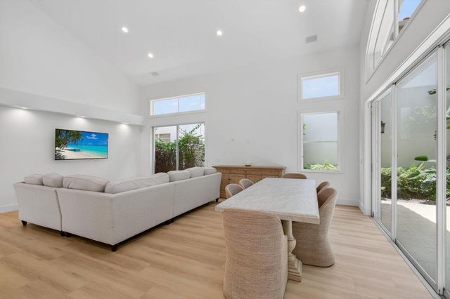 2621 NW 53rd Drive, Boca Raton, FL 33496