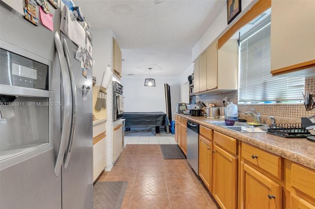 1745 SW 43rd Ave, Fort Lauderdale, FL 33317