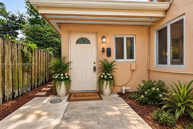 40 SE 8th Street, Dania Beach, FL 33004