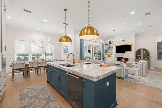 698 Medley Street, Watersound, FL 32461