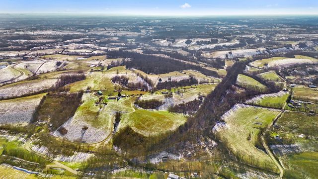 455 Davis Lane, Winchester, KY 40391