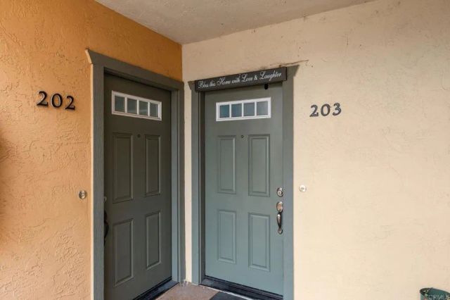 155 Avenida Descanso 202, Oceanside, CA 92057