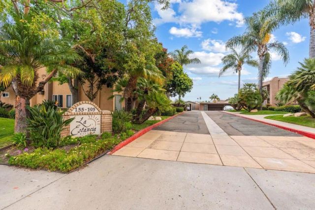 155 Avenida Descanso 202, Oceanside, CA 92057