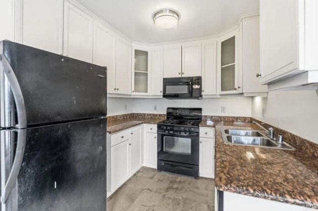 155 Avenida Descanso 202, Oceanside, CA 92057