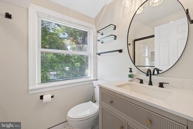 4225 E WEST HWY, Bethesda, MD 20814