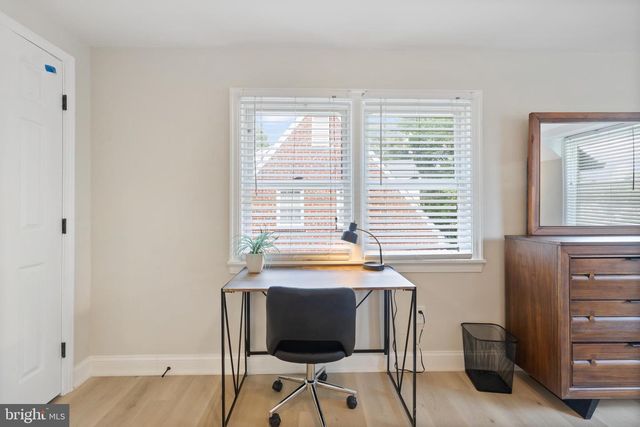 4225 E WEST HWY, Bethesda, MD 20814