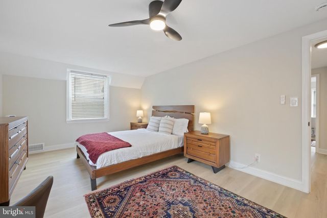 4225 E WEST HWY, Bethesda, MD 20814