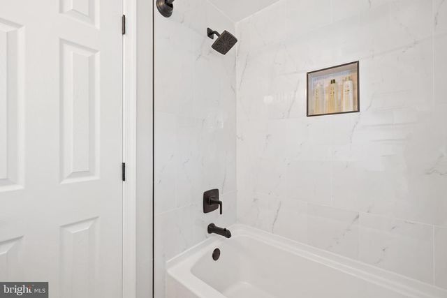 4225 E WEST HWY, Bethesda, MD 20814