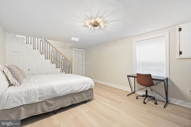 4225 E WEST HWY, Bethesda, MD 20814