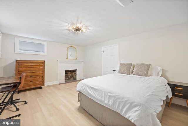 4225 E WEST HWY, Bethesda, MD 20814