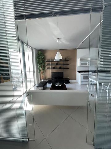 690 SW 1st Ct 1021, Miami, FL 33130