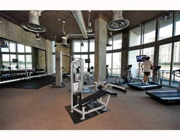 690 SW 1st Ct 1021, Miami, FL 33130