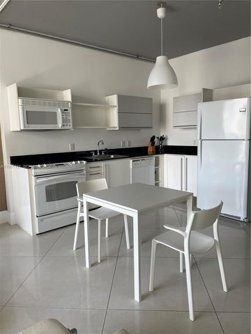 690 SW 1st Ct 1021, Miami, FL 33130