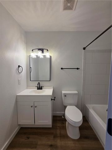 2300 SE Jayel Terrace 3, Bentonville, AR 72712