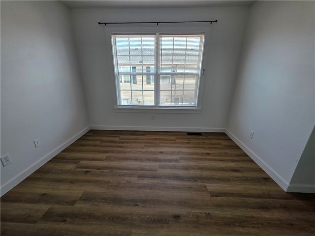 2300 SE Jayel Terrace 3, Bentonville, AR 72712