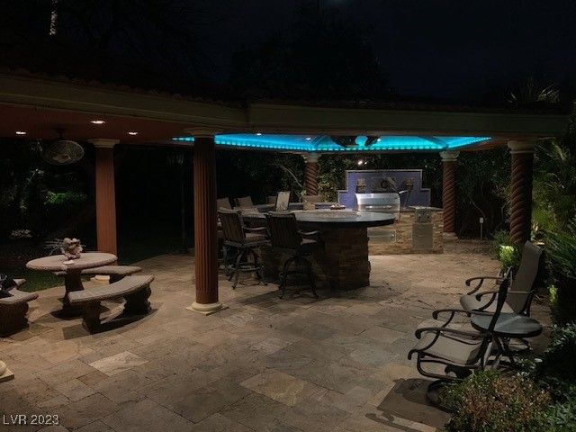 2200 PURPLE MAJESTY Court, Las Vegas, NV 89117